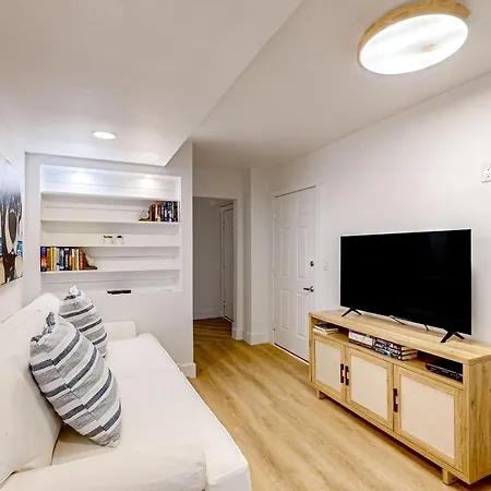 Ocean Walk Villas 303